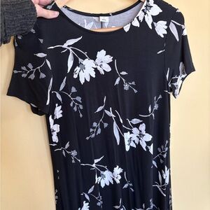 Floral Black and White Women's Top